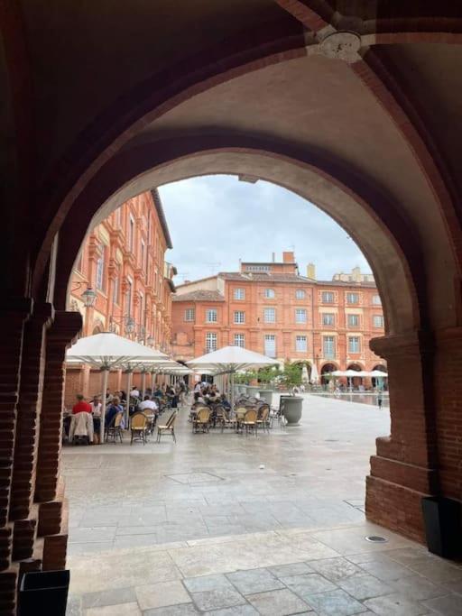 Maison De Famille Avec Parc Arbore Montauban Ngoại thất bức ảnh