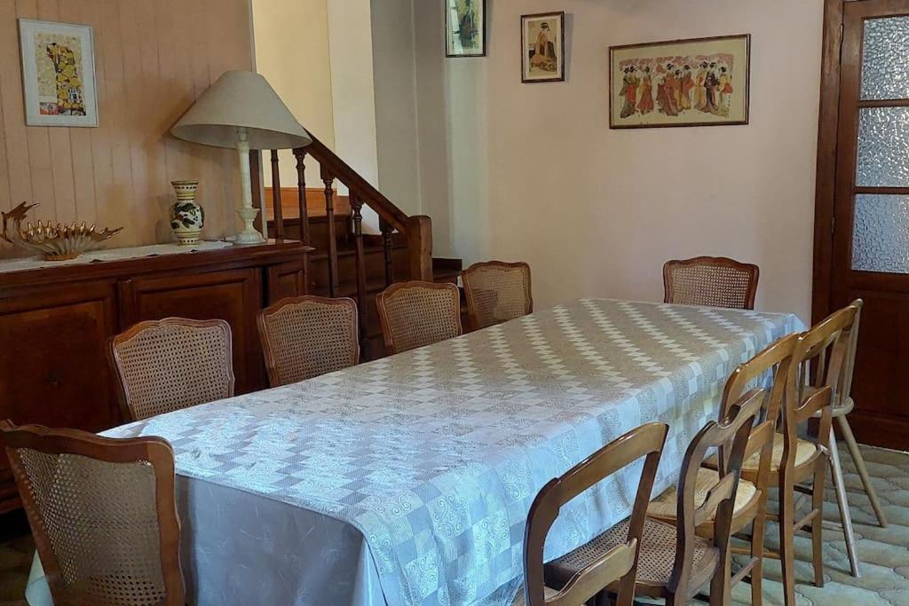 Maison De Famille Avec Parc Arbore Montauban Ngoại thất bức ảnh